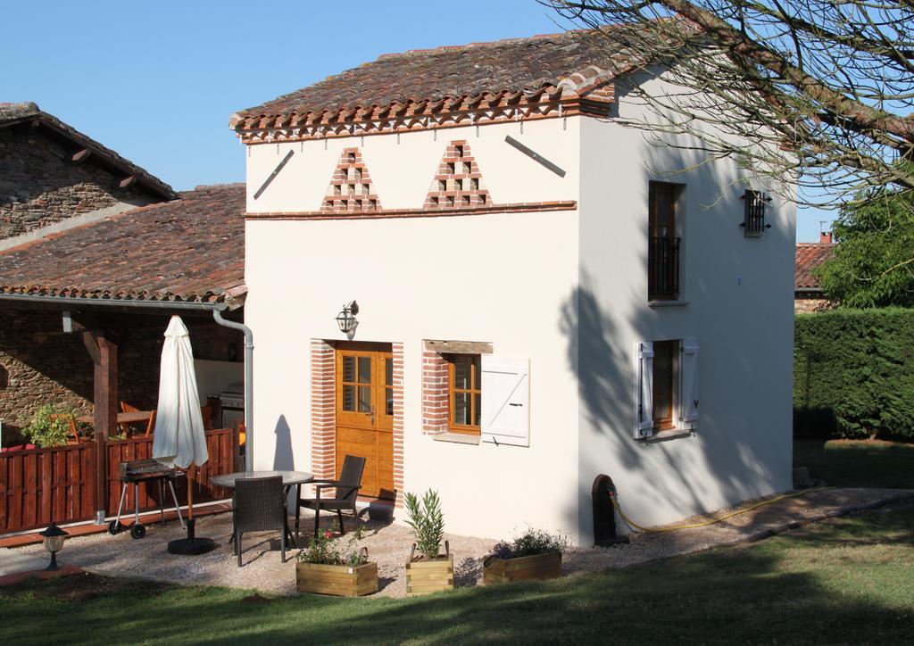 Le Pigeonnier De Lacalm Gite Saint-Gregoire  Luaran gambar